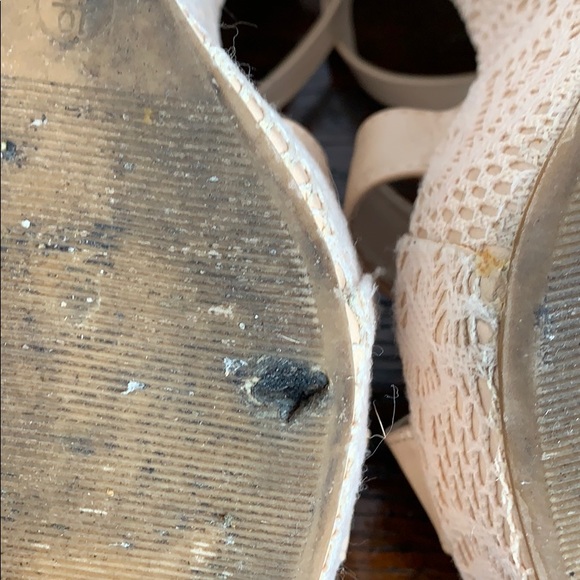 Charlotte Russe Nude Wedge Lace Size 10 - Picture 13 of 16